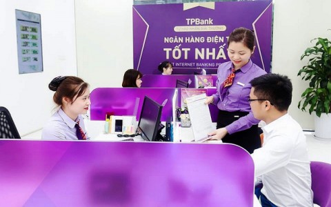 Không chia cổ tức: Các ngân hàng “toan tính” gì?